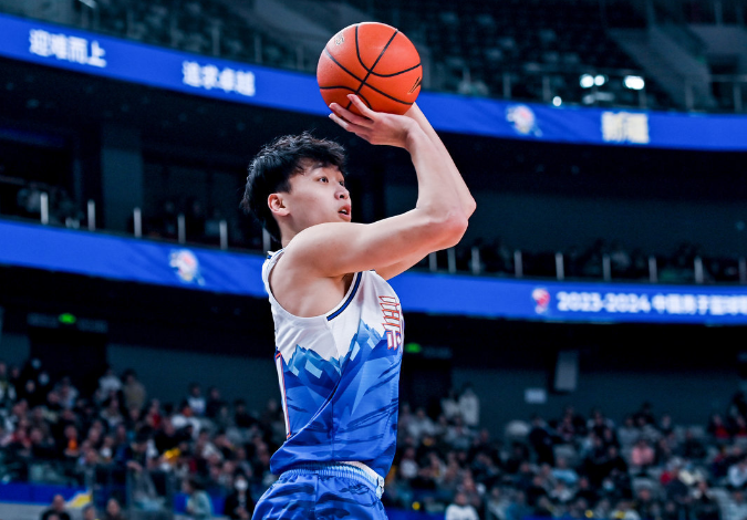 云开体育-59-61超低分!齐麟0分丢绝杀三分新疆惜败浙江 程帅澎19分