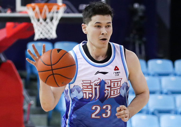 云开体育-59-61超低分!齐麟0分丢绝杀三分新疆惜败浙江 程帅澎19分